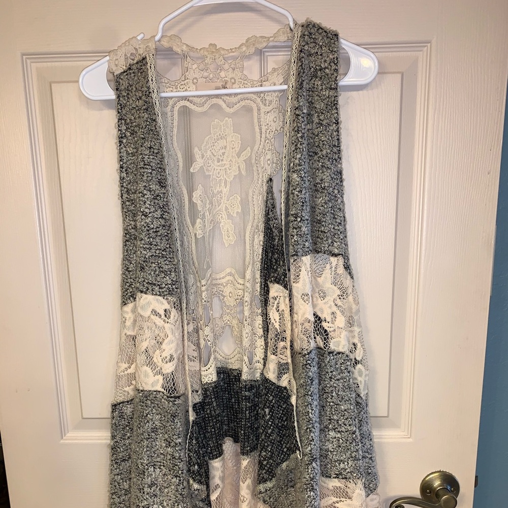 Crochet fringed, flowy vest